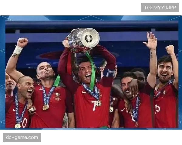 葡萄牙首夺欧洲杯冠军，创造历史荣耀时刻